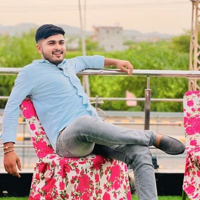 saran_omu's profile picture. COLLEGE STUDENT😍