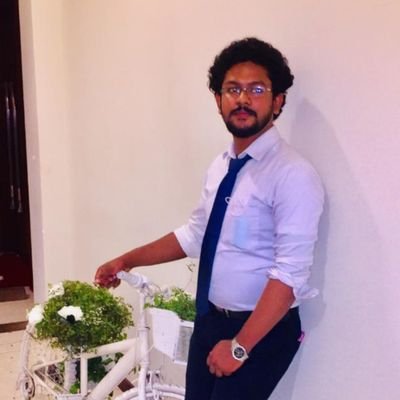 LapCrown's profile picture. 