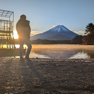 主に関東でキャンプ🏕をしている3年目キャンパー。愛犬ひなとキャンプしていきます。カメラも好き。ブログも始めたので良ければ見てください😌
インスタ→https://t.co/Sg9u7ywJC8
キャンプブログ:https://t.co/cFL4pnDuSx