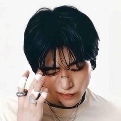 ⁺ . staring at #재현 . . . fa & sbt ⭑.ᐟ