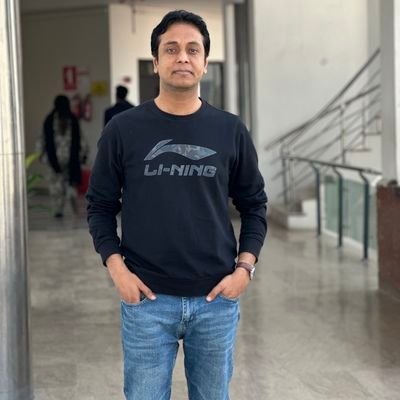 Corporate Communication & PR.
Past:Producer Dunya News,Express news,Suno tv, Discover Pakistan
Lecturer: COMSATS, Superior, PU