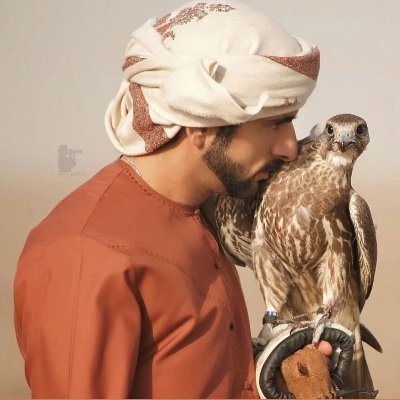 8mmnx's profile picture. 