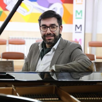 🎓PhD. Musicólogo, director de orquesta y compositor📍En @UNIRUniversidad 🎼 Director @JOSValladolid 🎙️Martes @LasTardesDeRNE 📖 Autor #Salieri (Rialp, Ares)