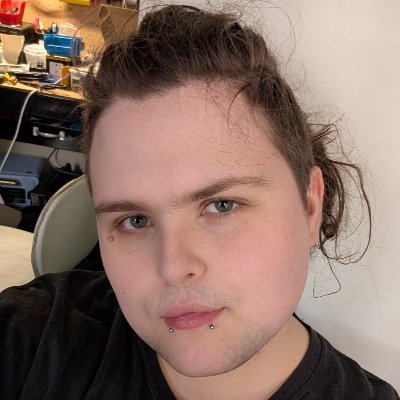 plural system, host is a puppyfox genderfuck and we're just along for the ride | 23 | disabled as fuck
chaos is my middle name
nsfw: @thirst_z