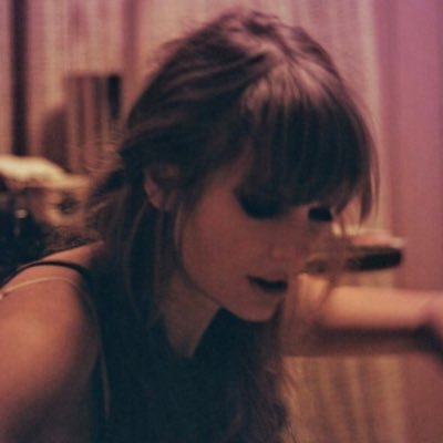 it’s me, hi, i’m the problem its me | 28 | fan acc | swiftie since 2009 | red tour 04/12/2013 | the eras tour 02/08/2024 |