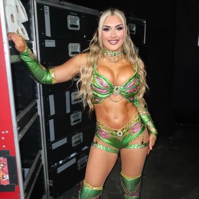 tiffstttton_wwe's profile picture. WWE superstar & I do it all💅