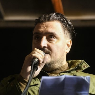 Advokat | Osnivač @RERI_org | @USTbranitelji | Voli boks, kuvanje, muziku i filmove, jednu Tamaru, Rileta i Višnju 💚