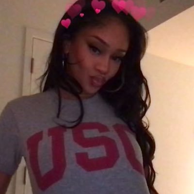 credmaui's profile picture. 