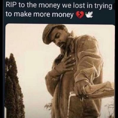 RightB15's profile picture. lover of music and football 
Chelsea family 💙💙
the goal is the 💰