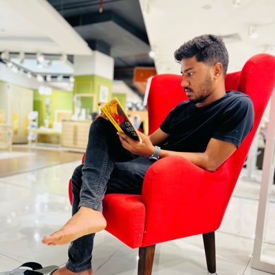 Giriroyal_'s profile picture. 🇮🇳🔯🕉️🚩Mercury& Pluto & Saturn &SUN &Moon🌑