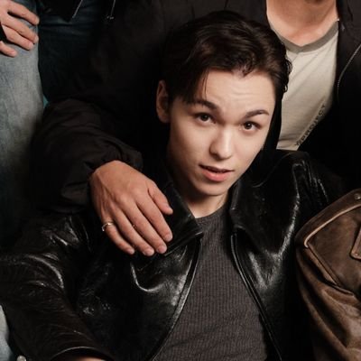 nonzver's profile picture. ㅤㅤ