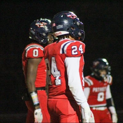 White House Heritage High School |Athlete| cos 2027 | 6’1” 200 lbs | WR/RB/LB | 3.594 GPA | email.: Williamsdri42@gmail.com | phone.: 615-927-0619