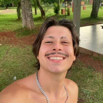 Faço de mim casa de sentimentos bons onde a má fé não faz morada e a maldade não se cria. ✌🏼