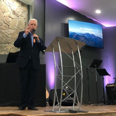 Husband, father, grandfather, pastor, preacher, musician and singer based in East Tennessee.