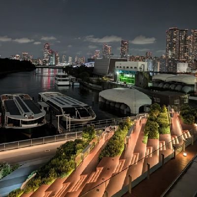 JUGFLEE's profile picture. クソバカ