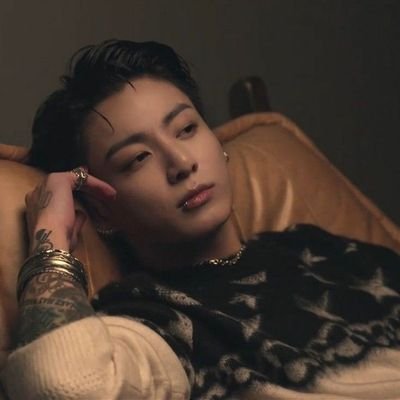 Mariana14423122's profile picture. | closer to you |