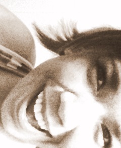 Futura ARQUITETA (; serva do Deus altissimo q pode todas as coisas, basta ter fé ;DD . Orkut ? http://t.co/siF82ep0tO