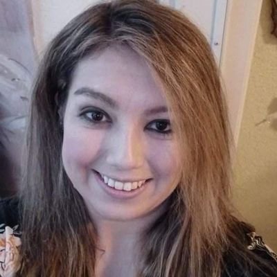 Hi! Libertarian-ish; navigating through everyday life in a city with different views than I have. No kids, please! Love that journey for others, but not for me.