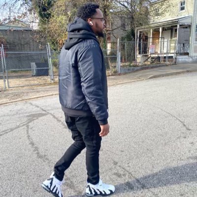 Gambino_2900's profile picture. no struggle no progress, keep pushing