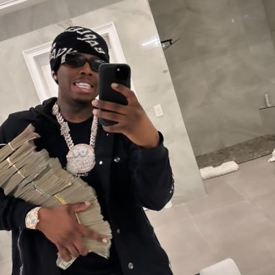 Tonylouis116241's profile picture. the Illuminati is real 🔺🔺🔺