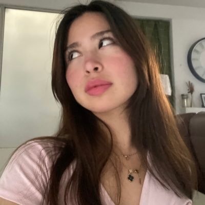 EscribaCastillo's profile picture. más para mí que para ti