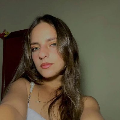 aylinkaraa936's profile picture. 