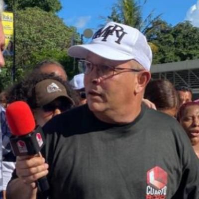 Revolucionario y Más Nada!!!
Reportero de #RojosEnLaCalle del @ElCuartoRoj0