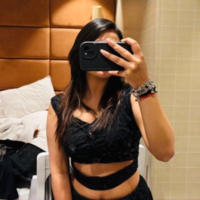 Travel consultant @dyninno /kINDA TOXIC🖤Either compliment or complicate stfu🖕🏻#fakerelations