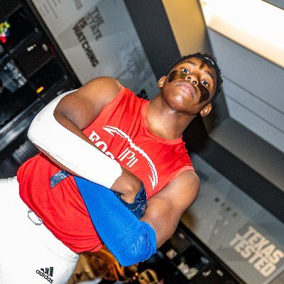 DE/TE | John Paul II HS | 2025 | 6'2 | 205 lbs. | NHS | Dual Sport: Track/Football | NCAA ID: 2401198130 | 3.77 GPA | kayitoechetrack@gmail.com | 469-307-1520
