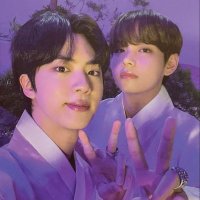 Britt⁷💫 check 📌 (@goldenbunkook) 's Twitter Profile