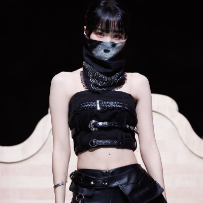 onlylovefim's profile picture. 