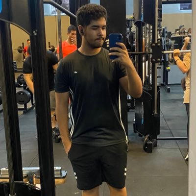 oohenriq's profile picture. ele/dele 19y