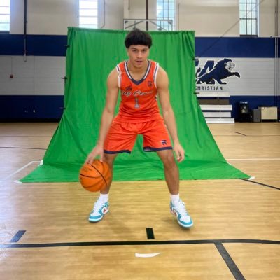 Johnmichael Torres athlete acount/5’11 pg/3.5 gpa TRC prep team, 2025 guard voypalanba@gmail.com NBAjt1@icloud.com DM me for my # and coaches info🚨