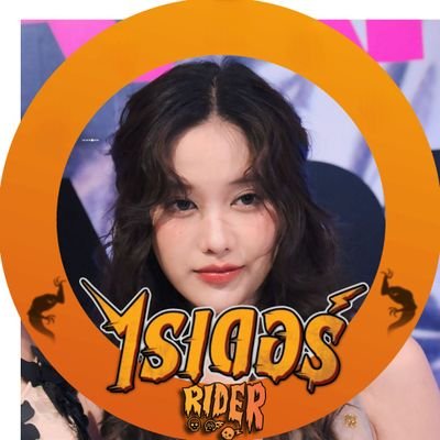 I love you to the 🌙 and 🔙 My beautiful and talented actriz, model and singer @srchafreen 🌷🦋
#srchafreen CEO @ninetytwo_th #NINETYTWO 🖇️