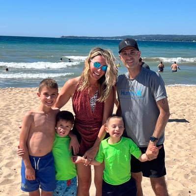 Proud Wife •Proud Mommy to Andrew, Gabriel, and Philip💙•Birmingham Public Schools 1st Grade Teacher🍎 •Joshua 1:9🙏