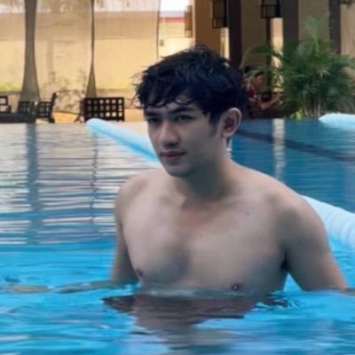 jiowho's profile picture. 