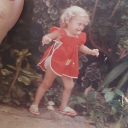 lustosa_b's profile picture. Mãe da Sofia 💜🤰