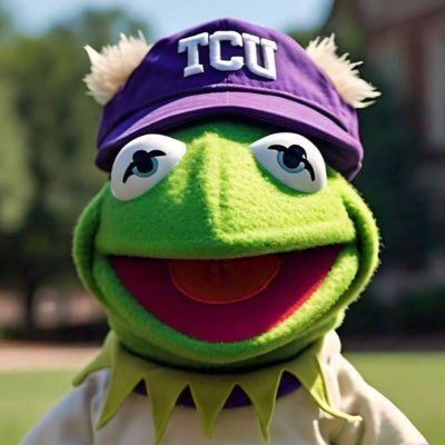 RoachElFrog's profile picture. 