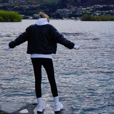 agentshiled's profile picture. Don't look back at the past, don't make do with the future, taste the ups and downs yourself, bear the joys and sorrows yourself, may there always be light in y