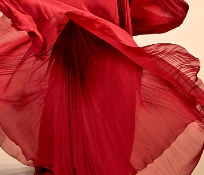 Apasionada por la moda, la fotografía y el arte. Interesada en la música, literatura y los toros