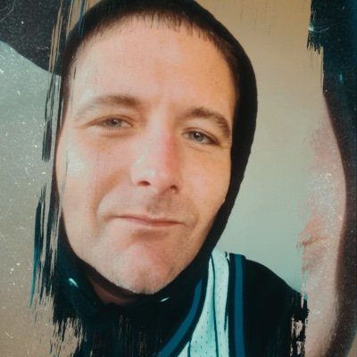 I'm Ryan Lee. From Hutchinson Ks. Previously myrtle beach. I'm self-employed.