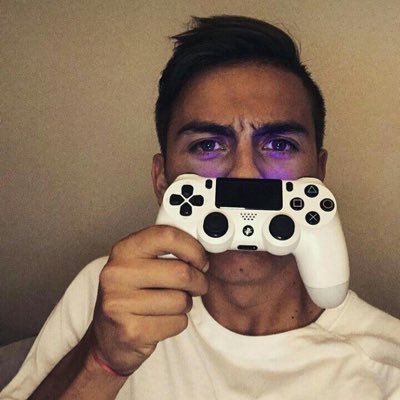 sktebvrd's profile picture. mau fokus roblok aja dah
