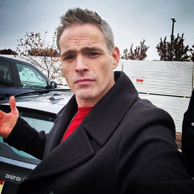 VinceOrlandoIV's profile picture. Multi-Dimensional Alchemist - School of Hard Knocks - Majors Spiritual Gangsterism, Intellectual Guerrilla Warfare. Race - Human