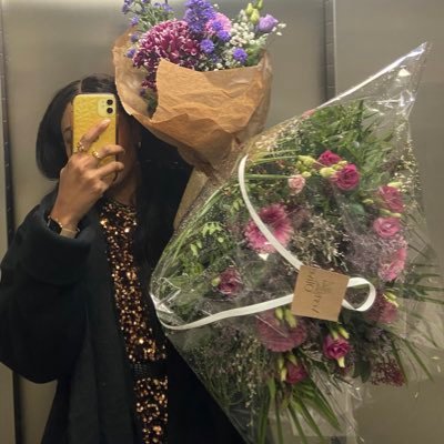 akakalyna's profile picture. façon dont j’suis pas responsable des conneries que je tweet ici…