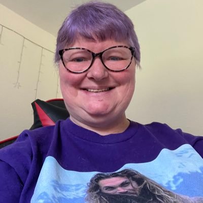 AngelMarianne's profile picture. Das müsst ihr selbst herausfinden *fg* 😜