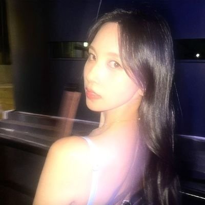 ㅤ— ㅤēp.ㅤ 미나 𖹭 you don't know, butㅤㅤ ㅤi just wanted to be your 𝗽𝗼𝗲𝘁𝗿𝘆.