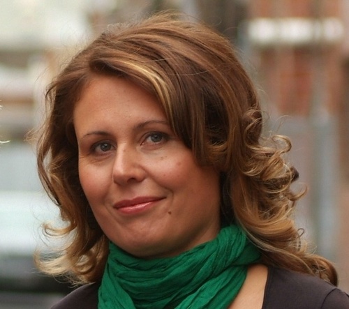 SimoneHeydon's profile picture. Melbourne chick. Happiest when cooking up a storm listening to a bit of Nick Cave & TBS.