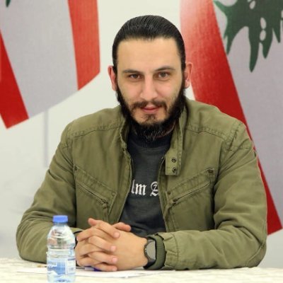 إن كل ما أكتبه عبر هذا الحساب يعبّر عن آرائي الشخصيّة وفقط آرائي الشخصيّة...