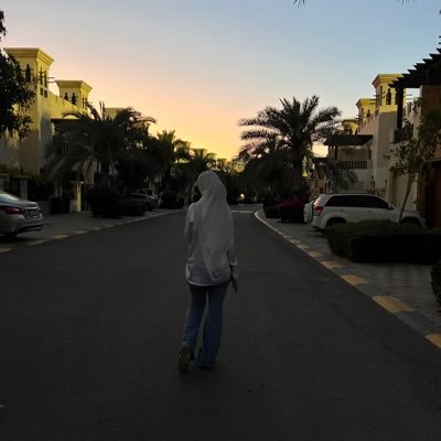 a4y_a44's profile picture. 