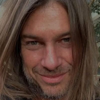 Estoy aquí para curar enfermedades de las personas y si tienes alguna enfermedad puedes escribirme directamente a mi cuenta.
